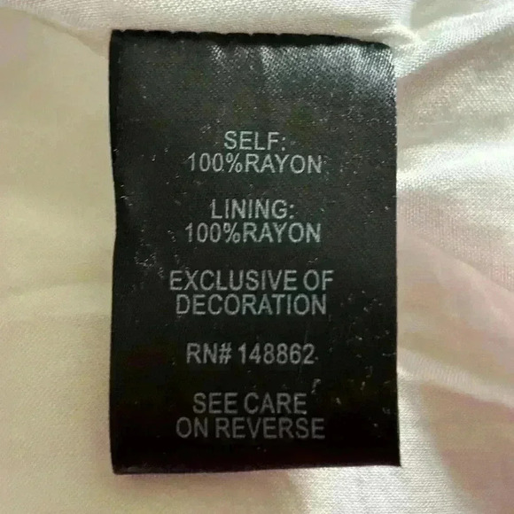 Torrid eyelet lace cover up sz 6 - Picture 7 of 7